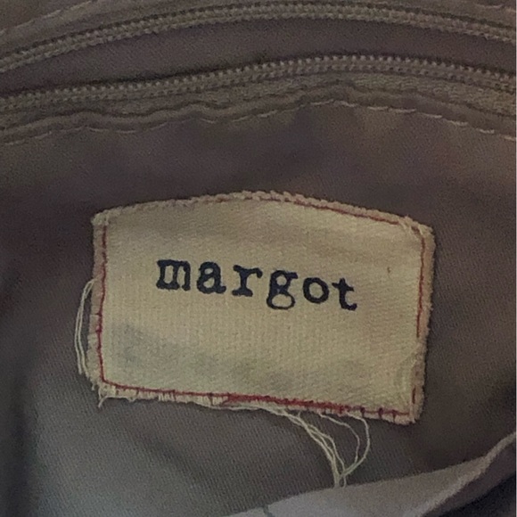 Margot N.Y. Black Leather Heritage Front Pocket Crossbody, Zip Close - Picture 2 of 12